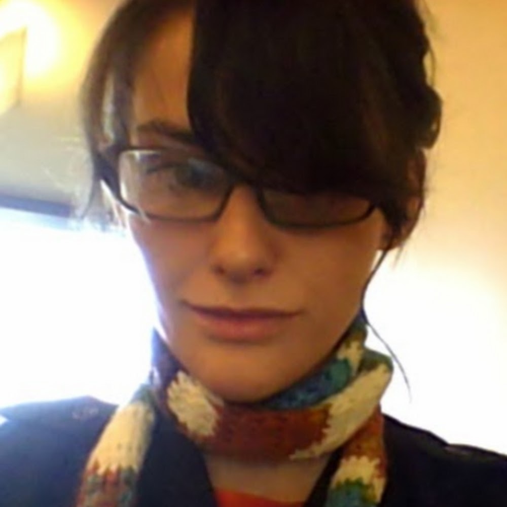 Meet your Posher, Calina